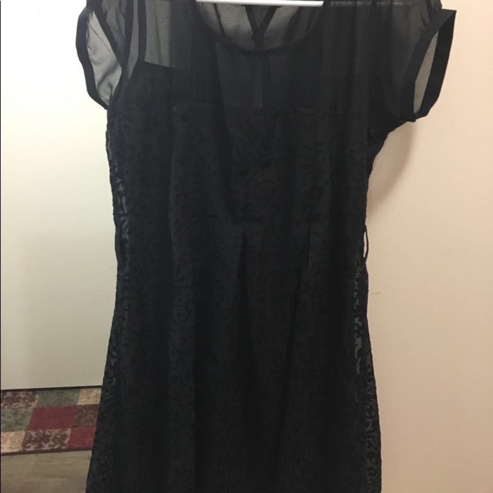 LBD... - Picture 2 of 4